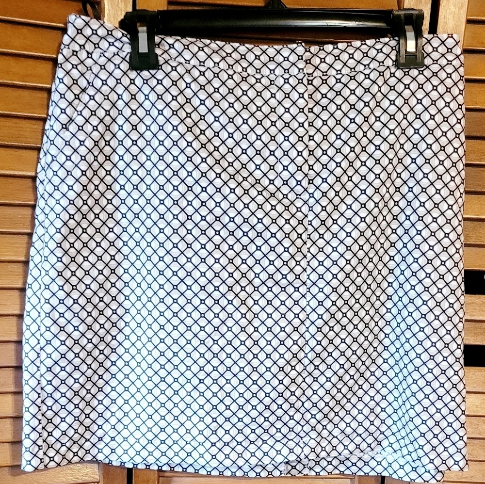Black and White Geometric Pencil Skirt